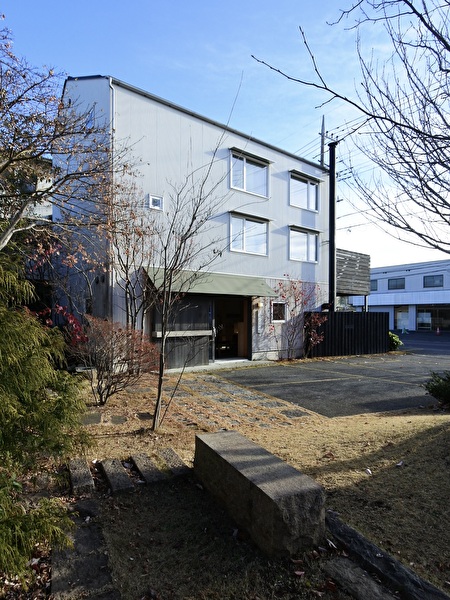 rU3NFHpPtz0V6Wk1735372302