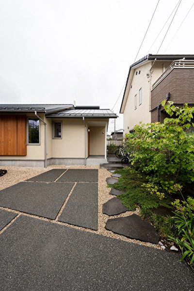 mRDg1fIGONjb2hN1739259849