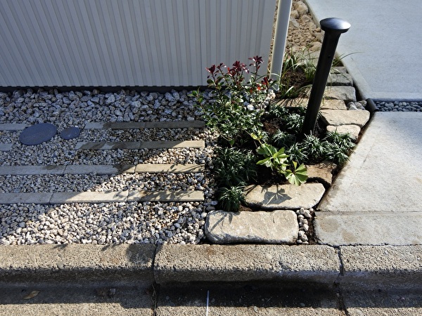 1Mk9nr5zm0UYMDo1740900985