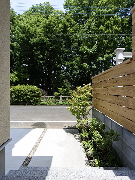 LaYkyKHoHT4rn5J1747295327